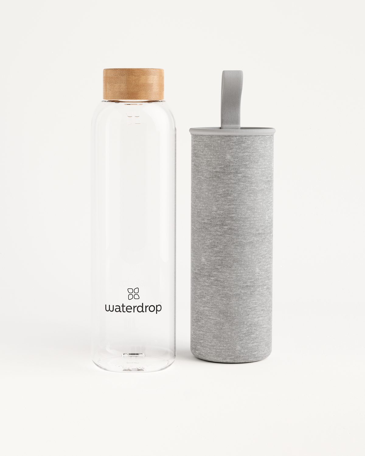 Transparent glass bottle for minimalists, La Bouteille Transparente.