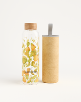 Édition en Verre borosilicate glass bottle, cylindrical design.