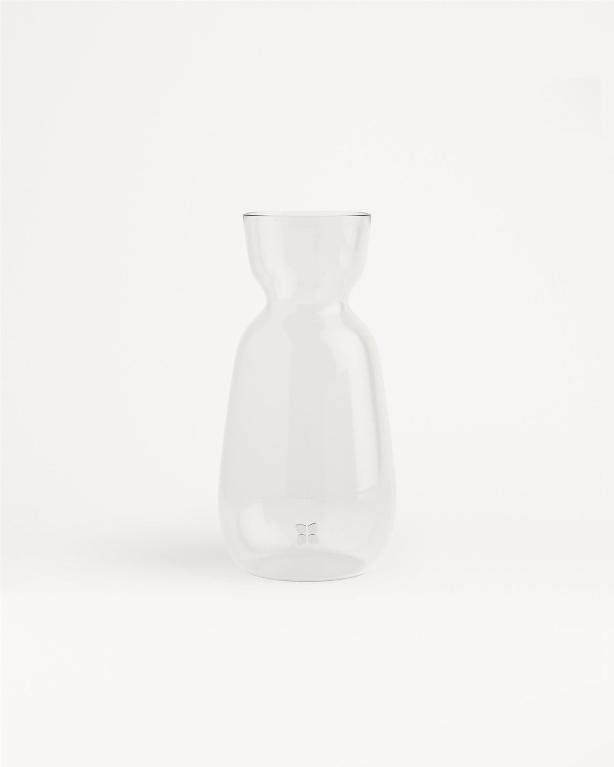 Petite carafe en verre