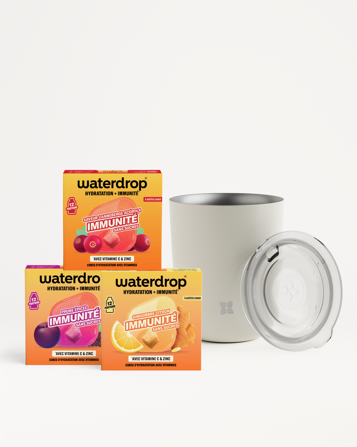 Trois boîtes Waterdrop colorées à côté d'une tasse blanche avec couvercle transparent.